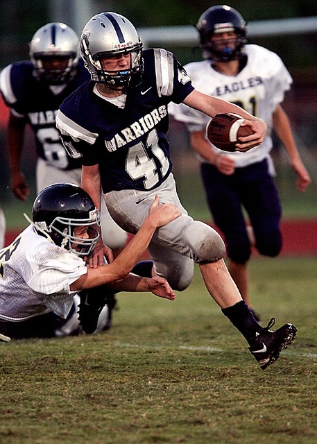 他也尽力压 他也尽力压